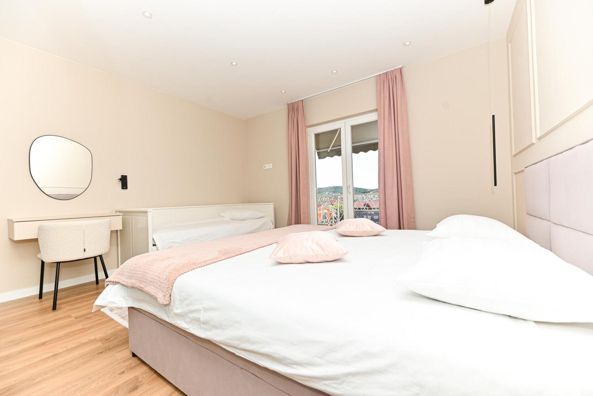 Apartment Dajana Feeling Of Home Трогир Экстерьер фото