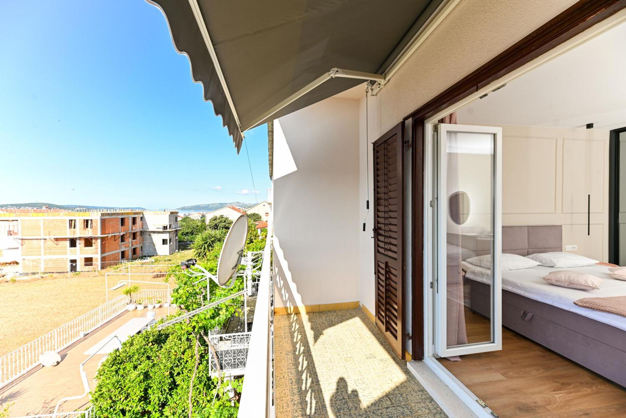 Apartment Dajana Feeling Of Home Трогир Экстерьер фото